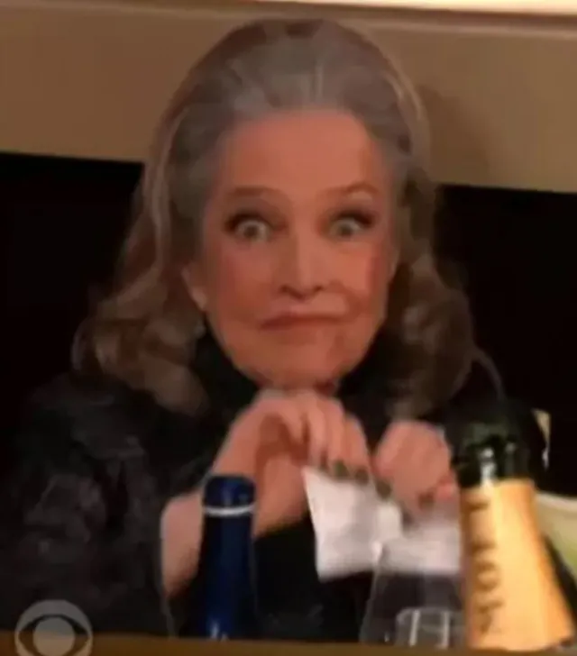kathy bates rips up speech after golden globes loss 13967