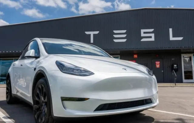 tesla issues warning to owners of five recalled models after over 5 million 14057