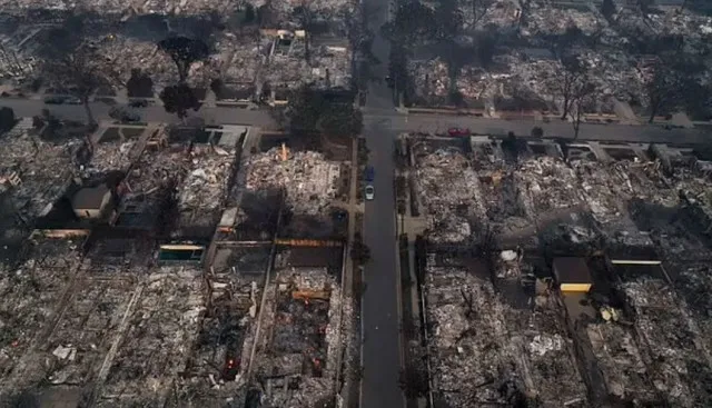 astonishing video captures miles of scorched earth in la, where multimillio 14335