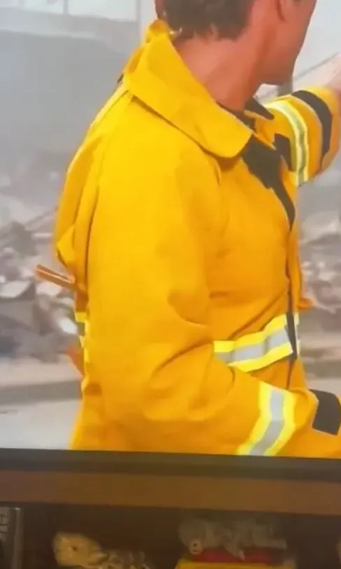 megyn kelly criticizes david muir for vanity while reporting on la wildfire 14282