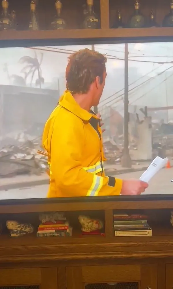 megyn kelly criticizes david muir for vanity while reporting on la wildfire 14281