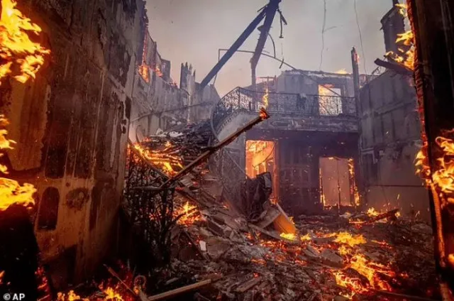 tom hanks narrowly escapes devastating la wildfire 14388