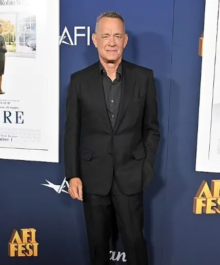 tom hanks narrowly escapes devastating la wildfire 14391