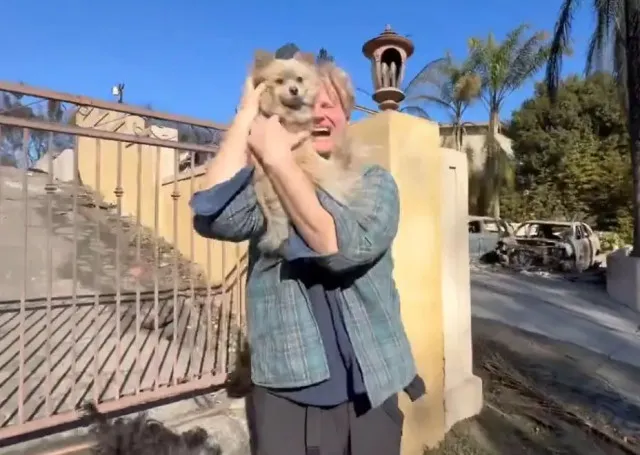 heartbreaking moment woman discovers her home has burned down in la wildfir 14723