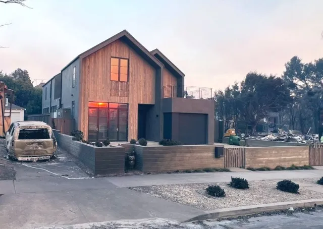architect whose home survived la wildfire shares key design choices behind 14836