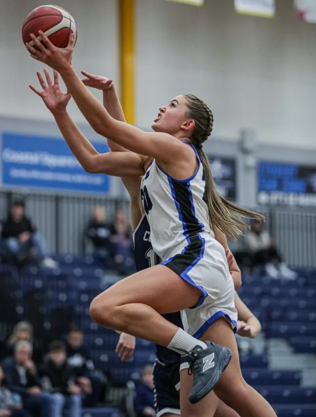 transgender basketball player says she faces major competitive disadvanta 14771