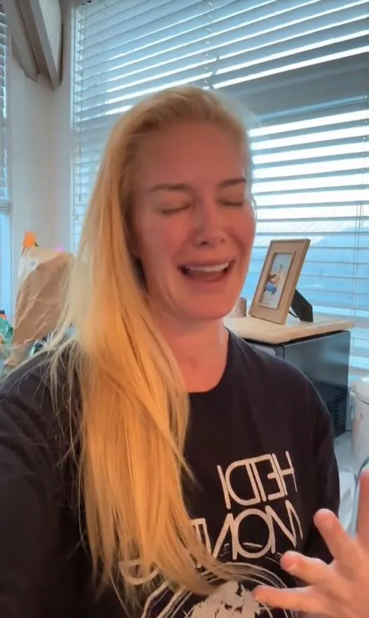heidi montag breaks down over $1m song after her $2.5m house burned 14996