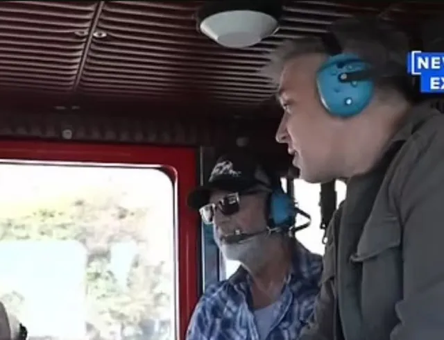mel gibson stunned by firefighters bombshell claim on drive through las f 15018