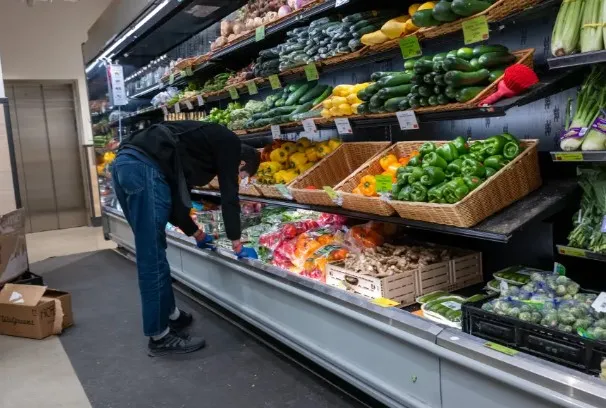 wife discovers husbands affair by using an unexpected supermarket rewards 15013