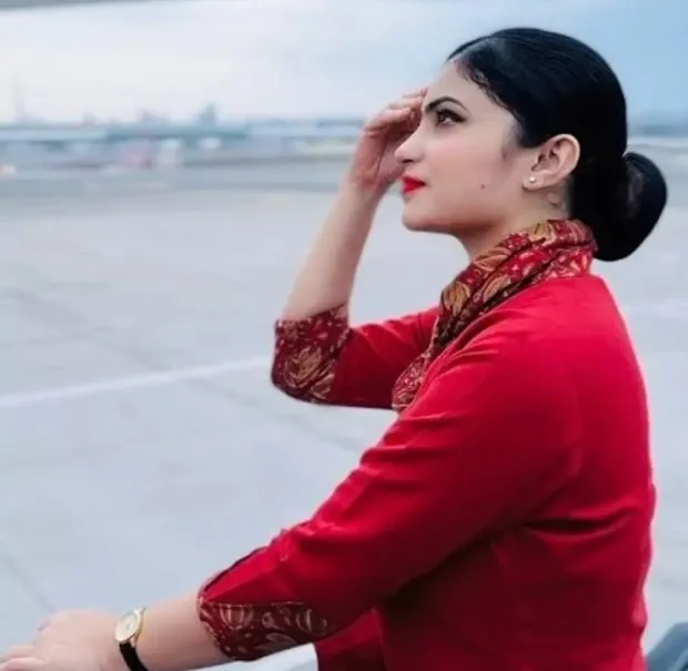 air hostess detained for hiding 1kg of gold in her rectum to smuggle 15211