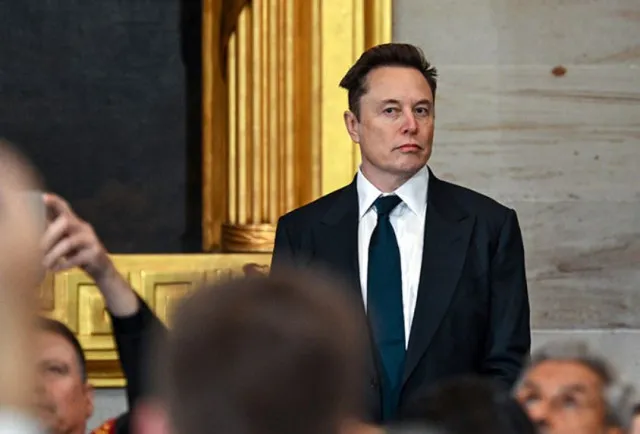 elon musk responds to trump’s promise of sending people to mars during his 15279