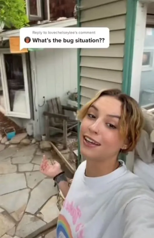 21-year-old woman avoids paying rent by living in a shed and shows off her 15429