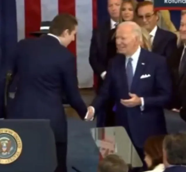 lip reader reveals what barron trump said to joe biden 15337