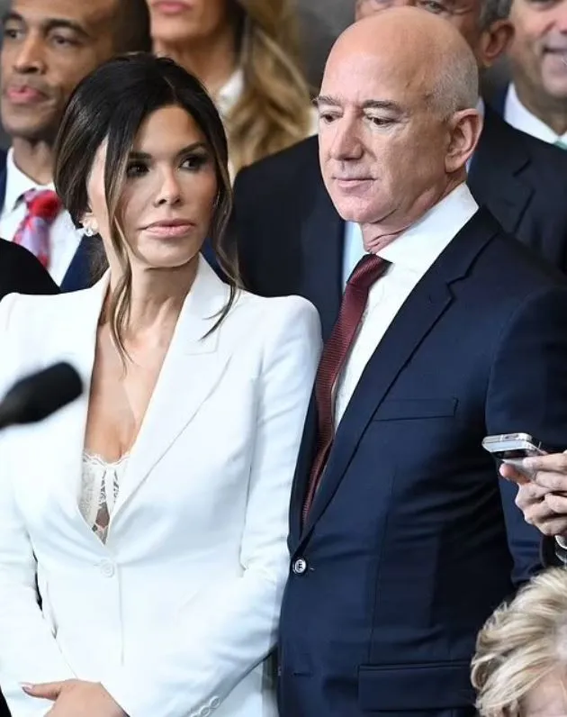 megyn kelly criticizes lauren sanchez over inauguration day outfit 15376