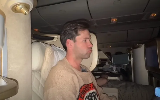 man nearly loses mind after experiencing $13,000 flight for 14 hours withou 15482