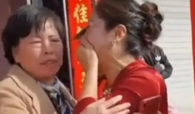 mother breaks down in tears after discovering sons bride is indeed long-lo 15669