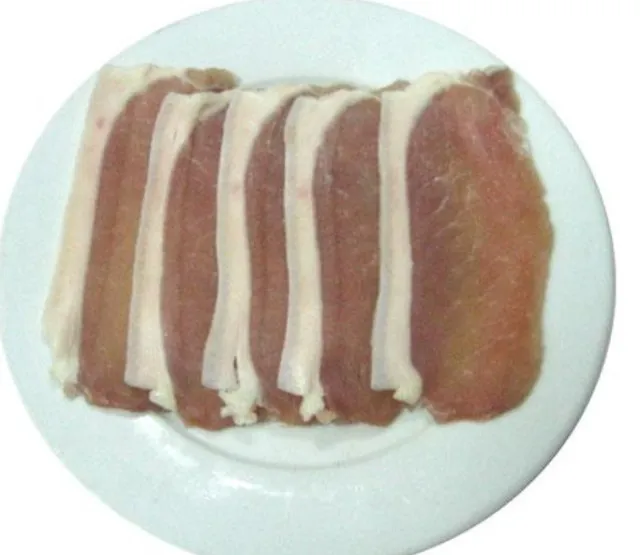 why does bacon sometimes look green? 15758