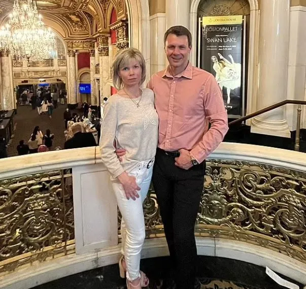 married world champion figure skaters on american airlines flight involved 15962