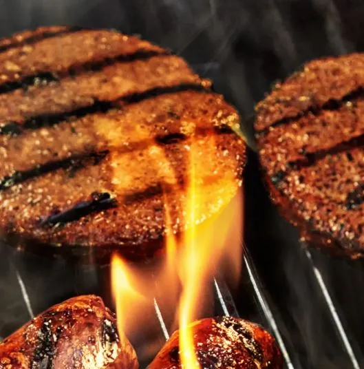 burger king faces lawsuit from vegans over impossible whopper cooking metho 16061