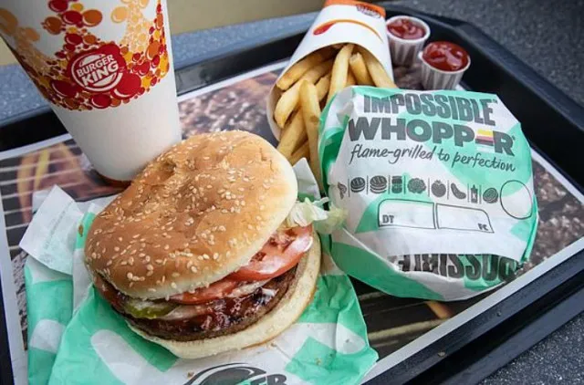 burger king faces lawsuit from vegans over impossible whopper cooking metho 16059