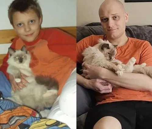 man moves tears as he recreates photo with childhood cat before saying good 16213