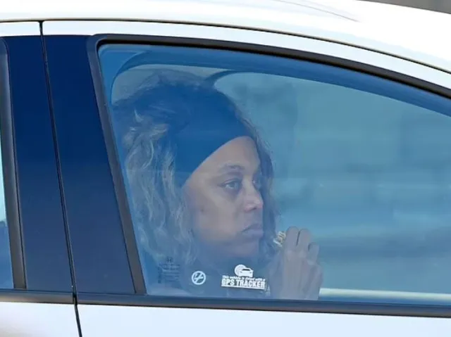 super model tyra bank stuns mcdonalds workers while living a secret life 16315