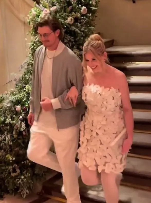 couple criticized for celebrating lavish $59 million wedding featuring cele 16411