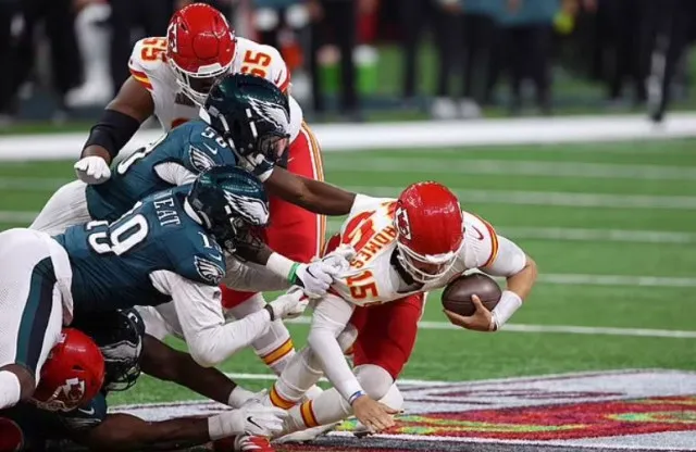 philadelphia eagles win super bowl lix in dominant fashio 16577