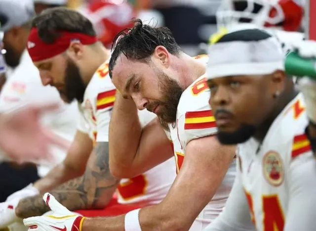taylor swift appeared distressed following the kansas city chiefs crushing 16592
