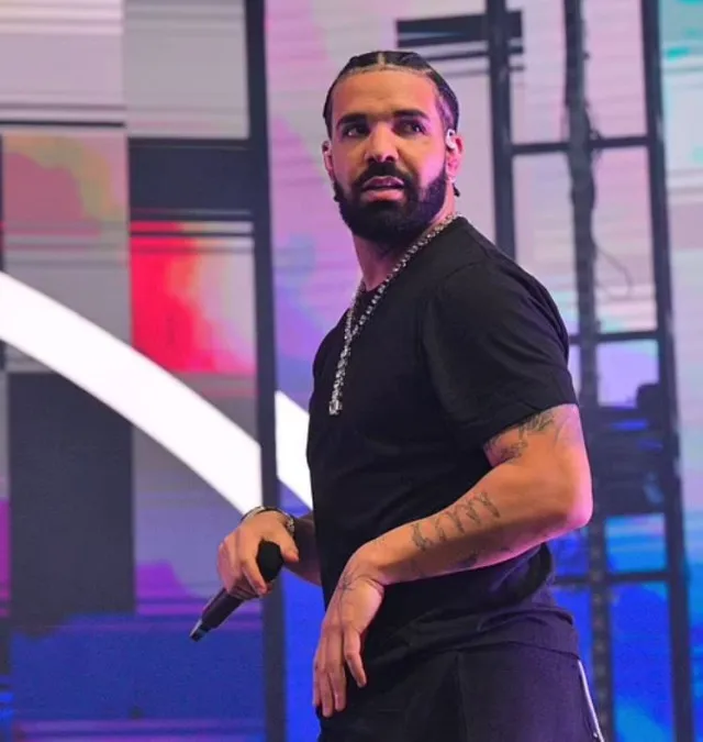 drake takes swipe at ex serena williams on burner account after super bowl 16925