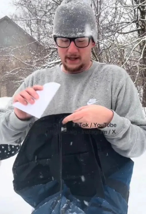 pizza delivery driver stunned after earning a $42,000 tip for delivering 17336