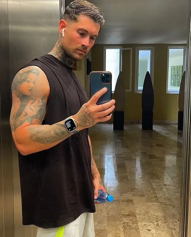 man who is the most-liked on hinge explains why he doesnt want any of the 17653