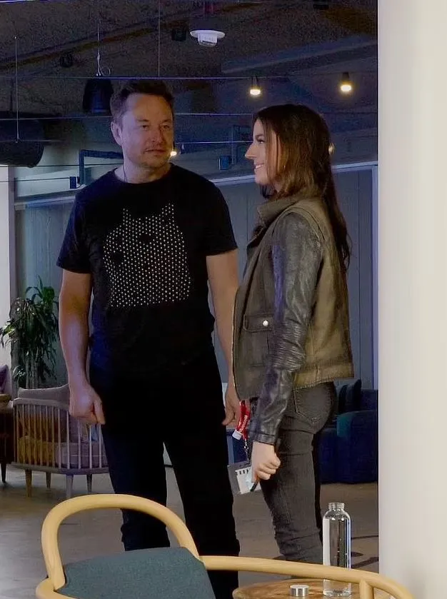 texts from elon musk to ashley st. clair allegedly revealed after influence 17931