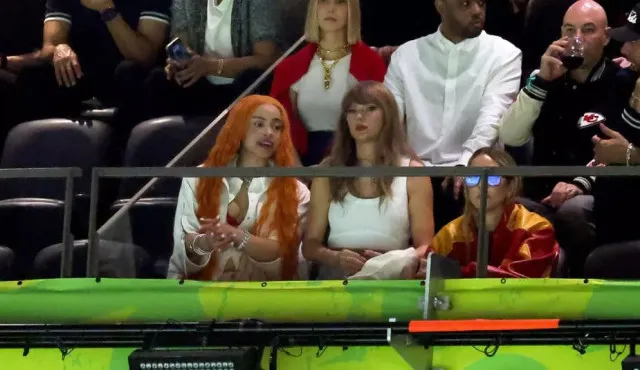 taylor swift suffers another major setback after being booed at the super b 17981