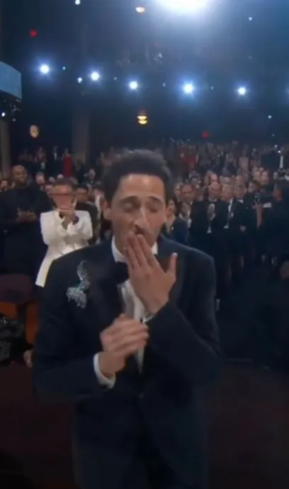 adrien brody criticized for throwing gum at georgina chapman before oscars 18601