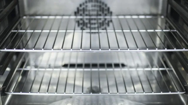 5 signs its time to replace your oven 19118