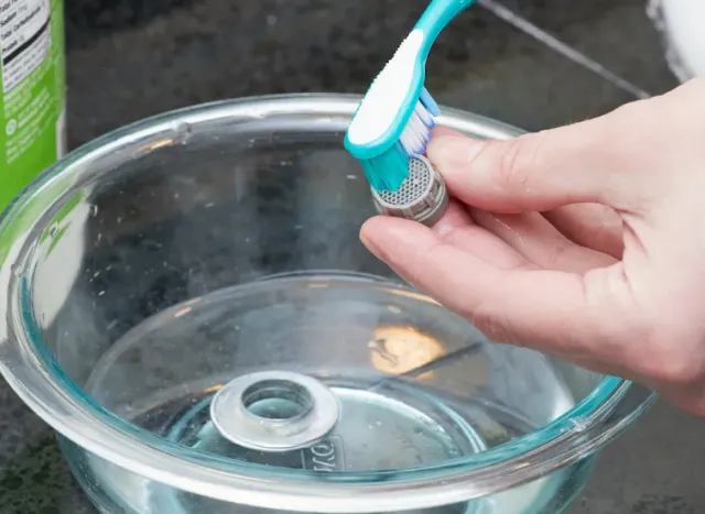 easy faucet aerator cleaning guide – anyone can do it! 19133