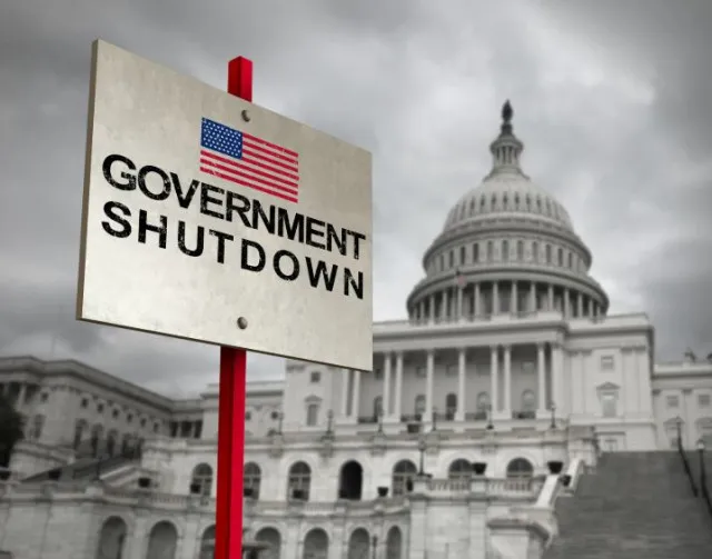 us government shuts down as donald trump issues serious warning 19252