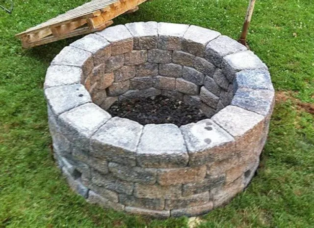 guide to building a fire pit in your backyard 19337