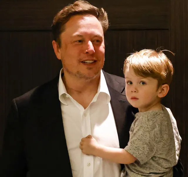 people stunned as grimes reveals she pleaded with elon musk to keep their c 19747