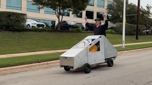 people stunned as youtuber creates fully functional cybertruck from trash 19757