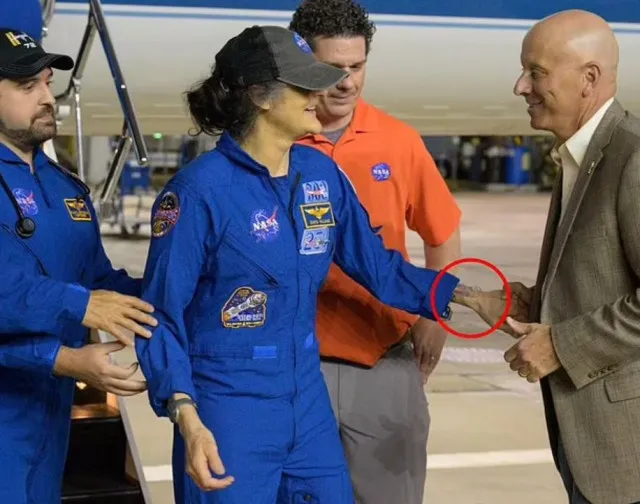 doctors raise alarms about nasa astronauts health after spending nine mont 19930