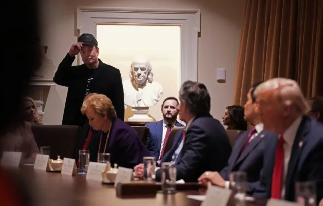 donal trump admits elon musk shouldns receive war plan during oval office 20267