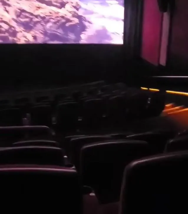 embarrassing photos show deserted snow white theaters with no bookings duri 20511