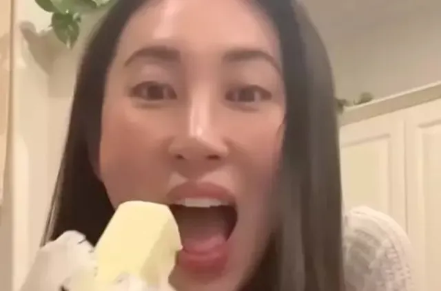 the woman who ate a block of butter every day for five years shocks with he 20519