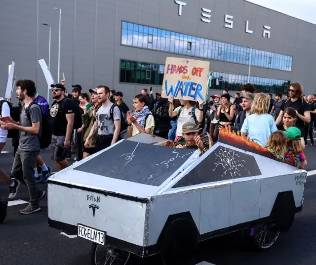 bomb squad discovers multiple incendiary devices at tesla dealership amid d 20529