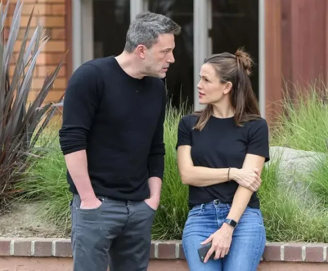 ben affleck calls himself lucky to have jennifer garner while reflecting 20733