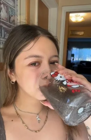 people gag as ‘tadpole water’ becomes gen z’s latest viral weight loss hack 20746
