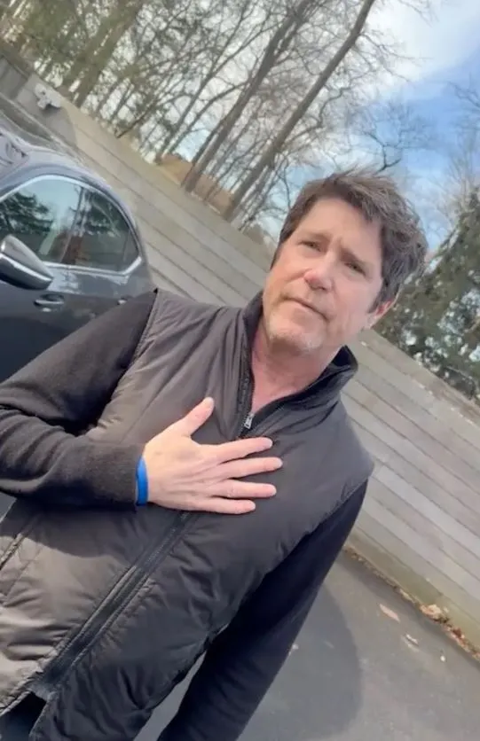 vandal arrested after tesla owner allegedly caught him scrawling a swastika 21025
