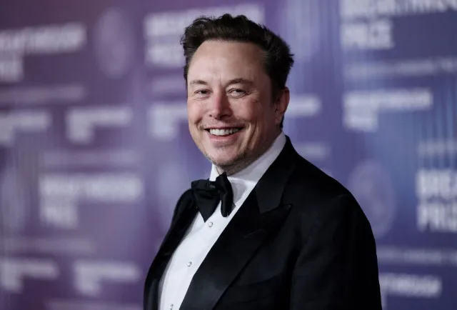 elon musk loses massive amounts of wealth as tesla stock declines 21240